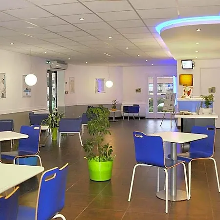 Ibis Budget Marne La Vallée Hotel 2*
