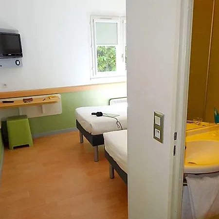 Ibis Budget Marne La Vallée Hotel 2*