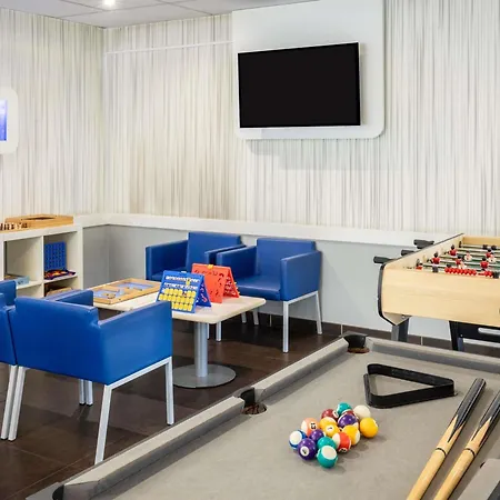 Ibis Budget Marne La Vallee 호텔