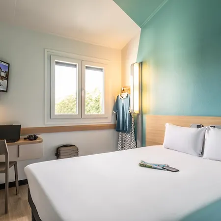Ibis Budget Marne La Vallee 2*