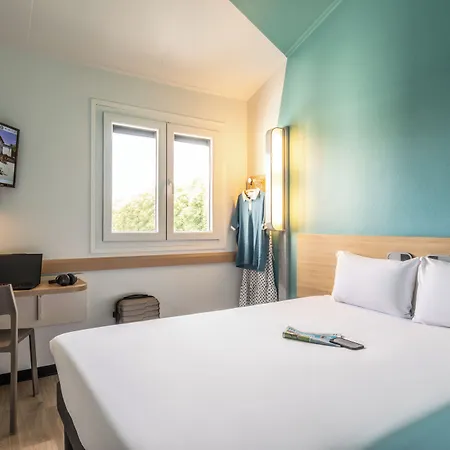Ibis Budget Marne La Vallee Отель