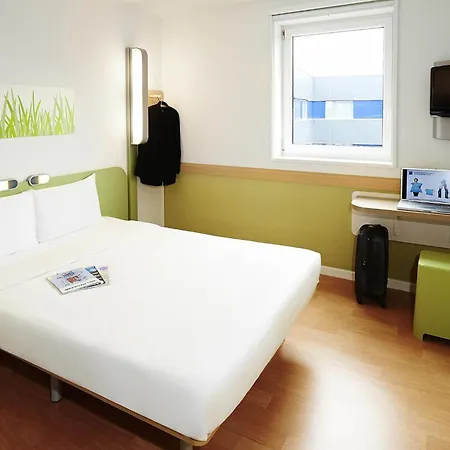 Ibis Budget Marne La Vallee Otel Saint-Thibault-des-Vignes