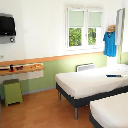 Ibis Budget Marne La Vallee 2*