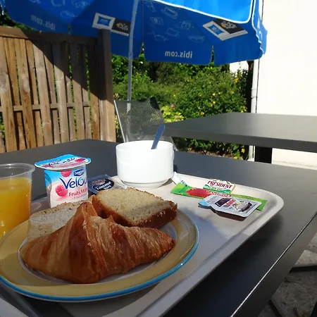 Ibis Budget Marne La Vallee 2*