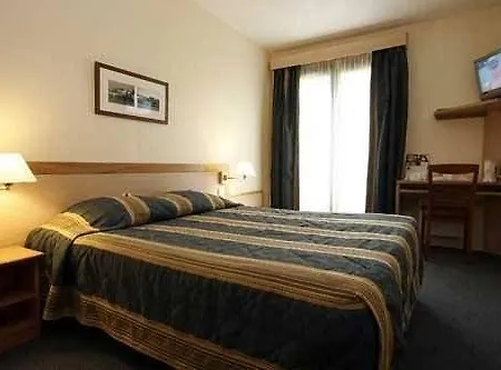 Ibis Budget Marne La Vallee 2*